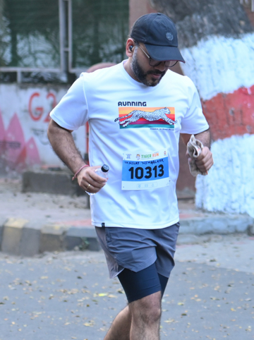 White Racer - Running Cheetah Tee